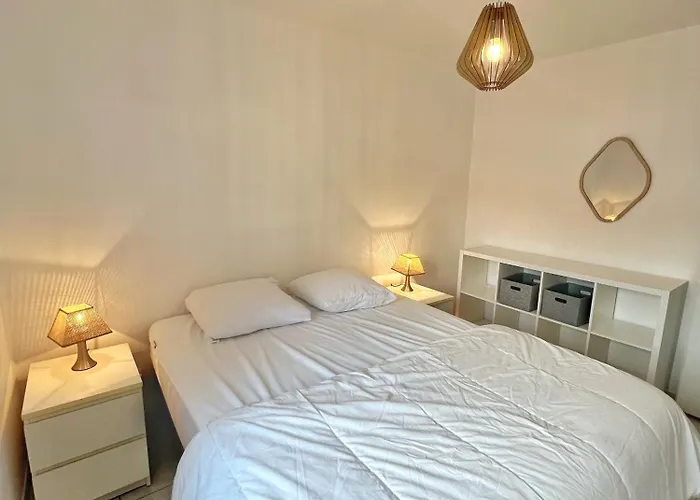 Maison Coeur De Forêt, Proche Des Conches Hébergement de vacances *